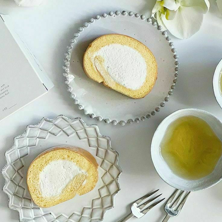 バニラの芳醇な香りただよう通販限定ロールケーキ